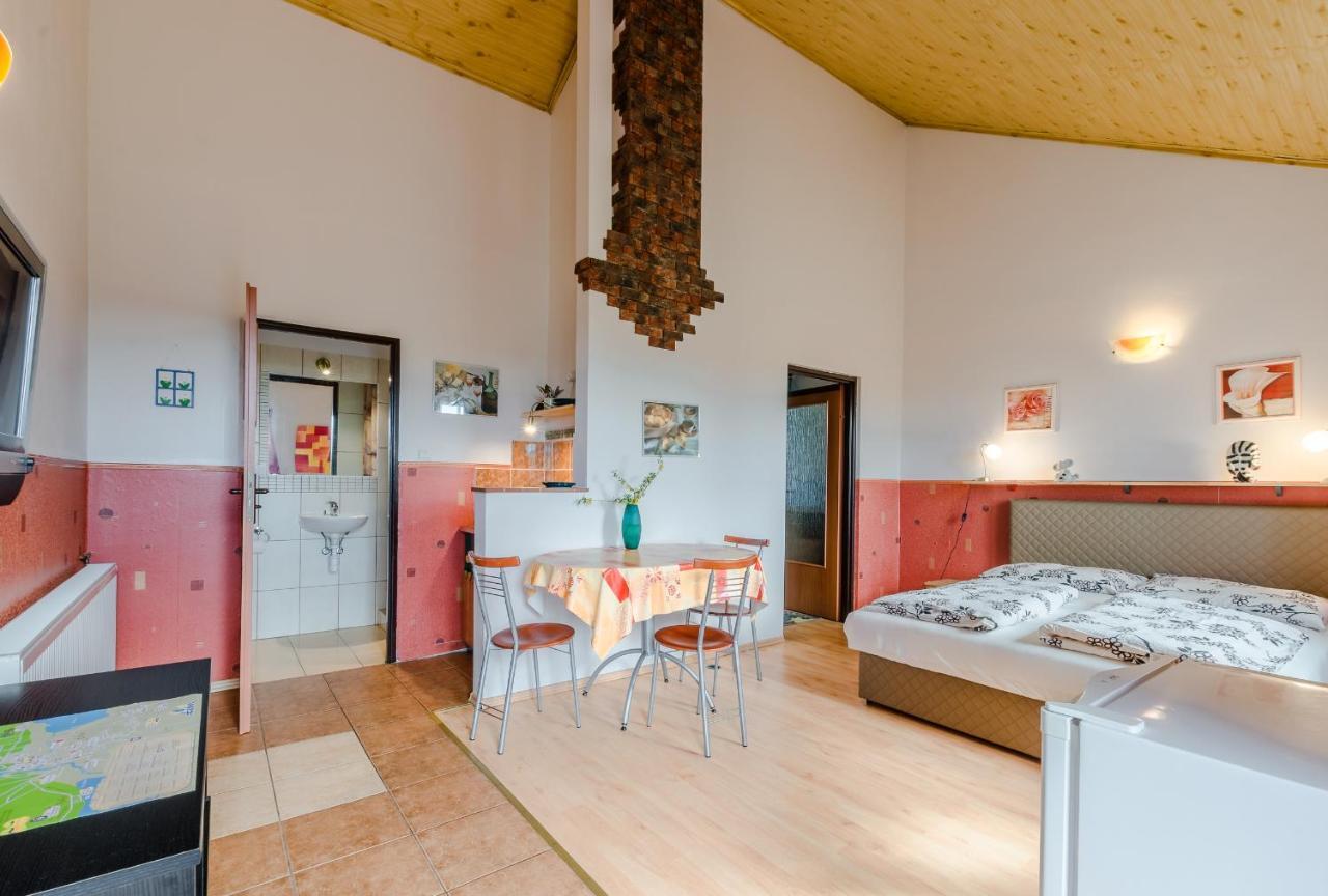 Darmaleba Bed and Breakfast Buitenkant foto